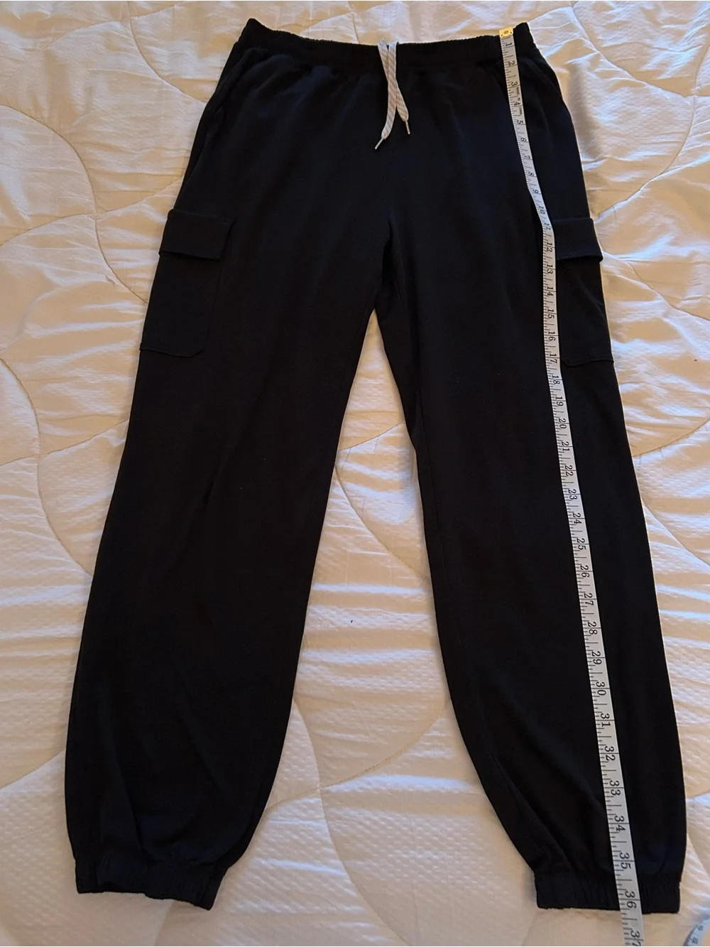 Vuori Black Cargo Jogger Pants with Drawstring - Picture 3 of 5